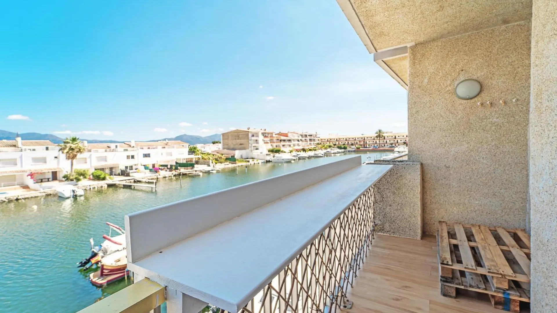 Welcs Apartamento 143 Emp Con Vistas Al Canal Эмпуриабрава Апартаменты